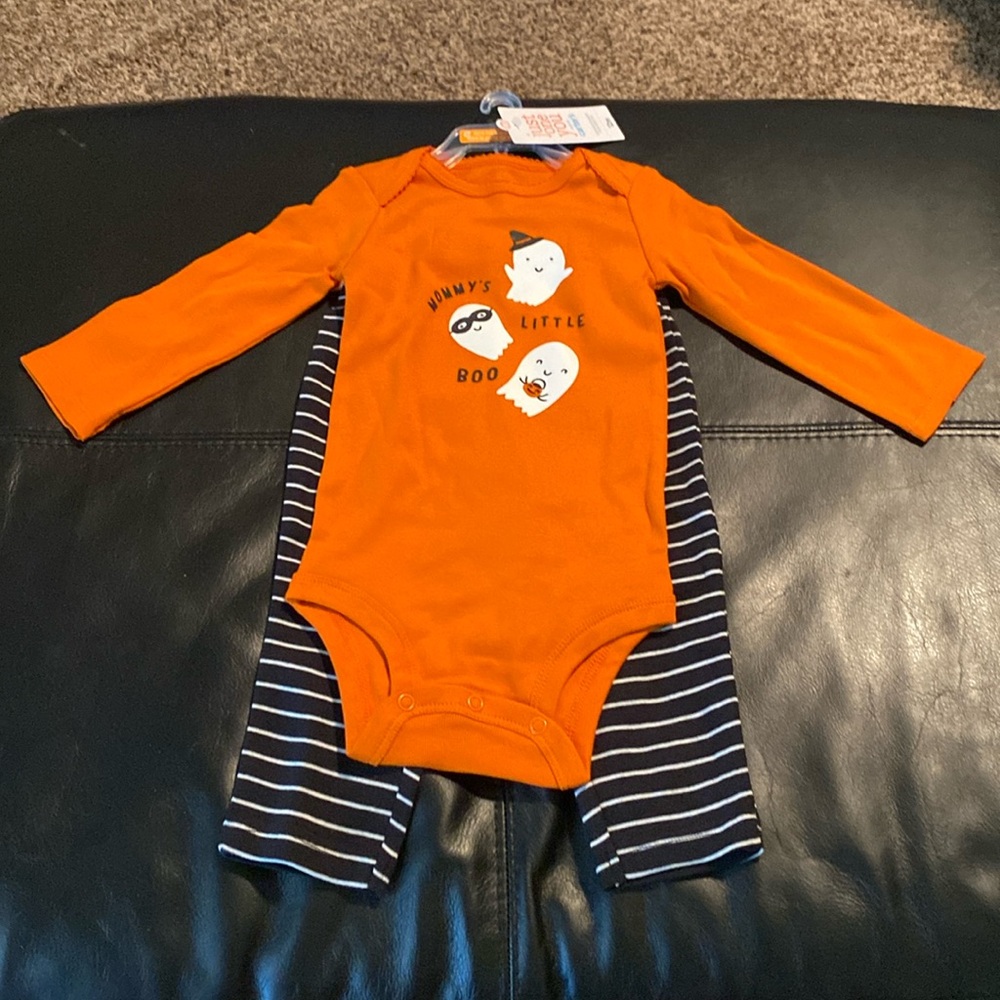 Carter’s Halloween Outfit. 12 Month.